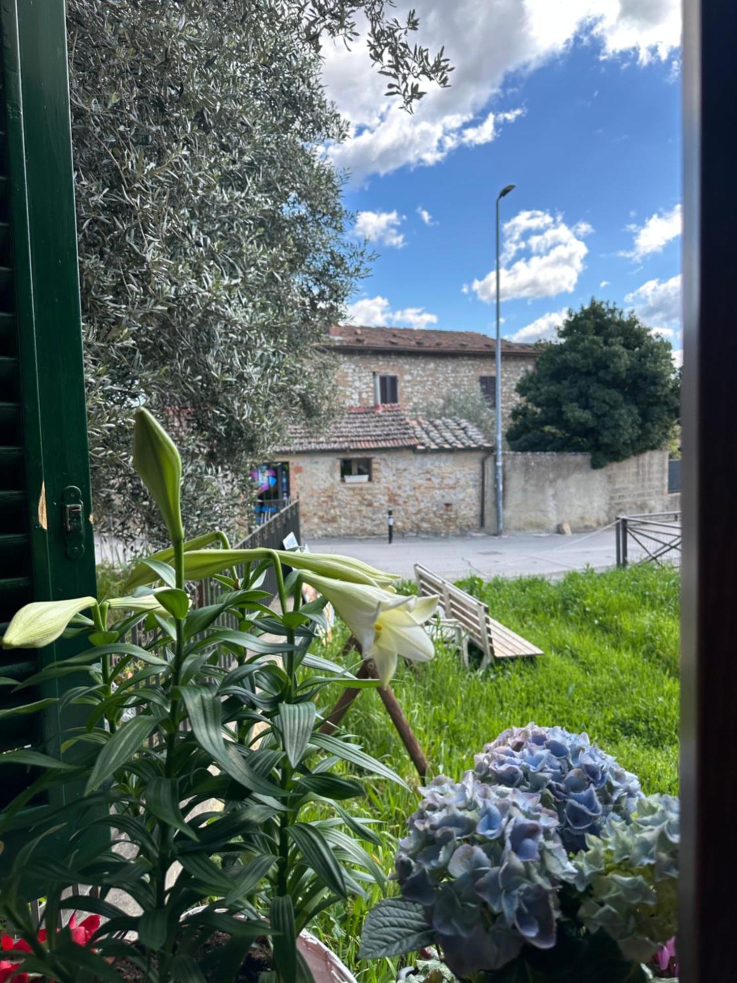 Lo Scrigno Dei Sogni Apartment San Gimignano Exterior photo